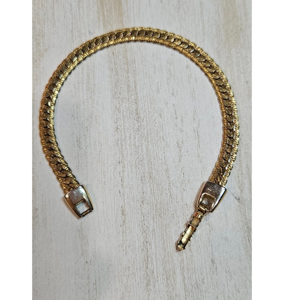 Vintage‎ Napier Goldtone Herringbone Chain Bracelet Women Textured Link Foldover